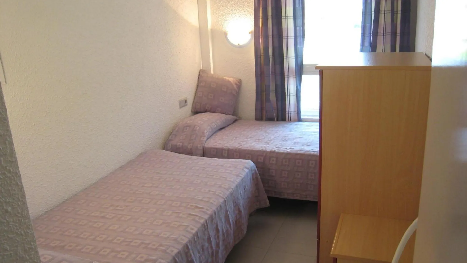 Illa Mar D'Or 7 - L'Estartit, Els Salats - Es-323-15 Apartment
